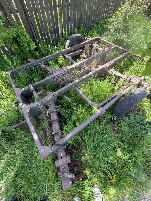 Vand tractor U650 si altele