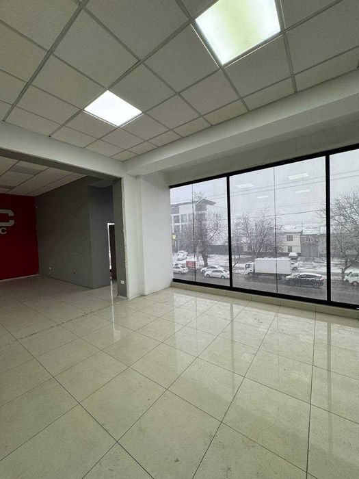 Аренда 300 м²: Офис с панорамными окнами + Кухня. БЦ Semurg