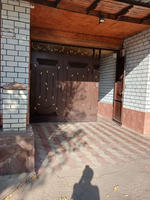 Продам 2 дома на одном участке