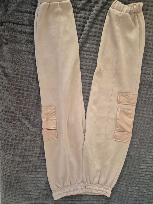 Спортен комплект на Zara размер 164 см