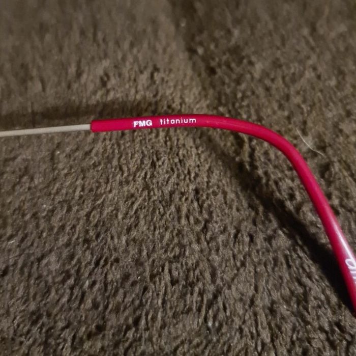 Rama de ochelari din titanium
