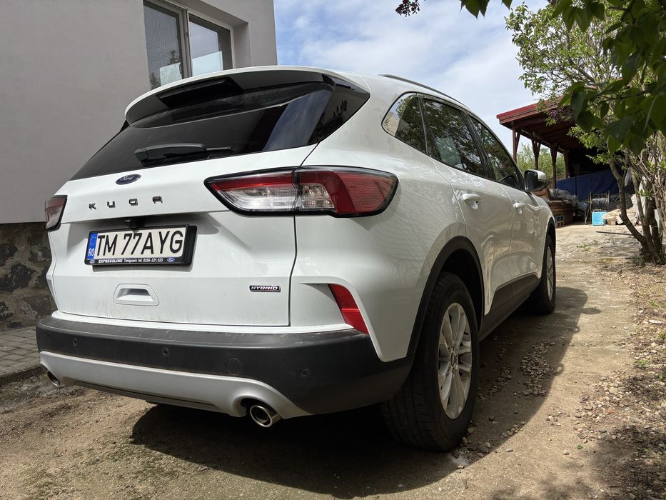 Ford Kuga Titanium FHEV 190CP 2023 17000km Garantie Hibrid Automat