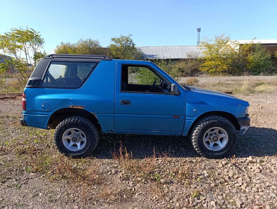 Opel Frontera 2.0i 4×4