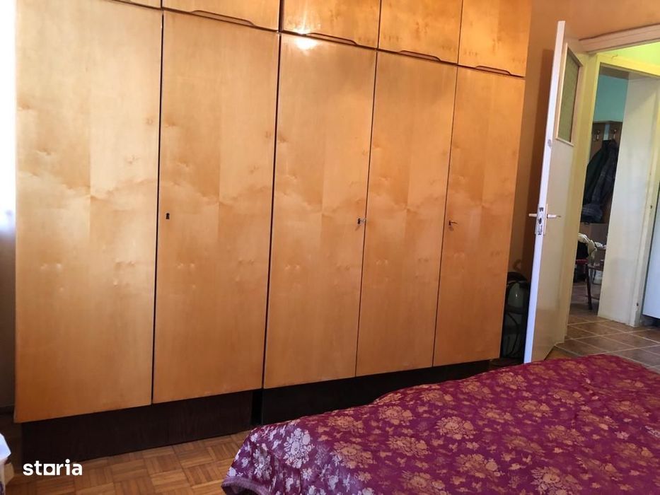 Apartament 3 camere Grigorescu decomandat etaj 2/4 cu parcare