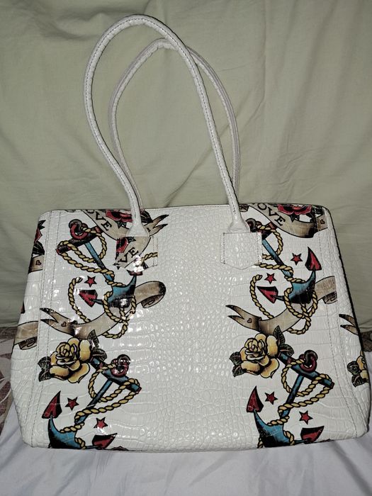 Продавам нова чанта на Furla