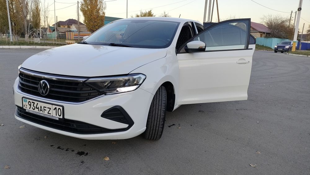 Продам машину  Volkswagen Polo