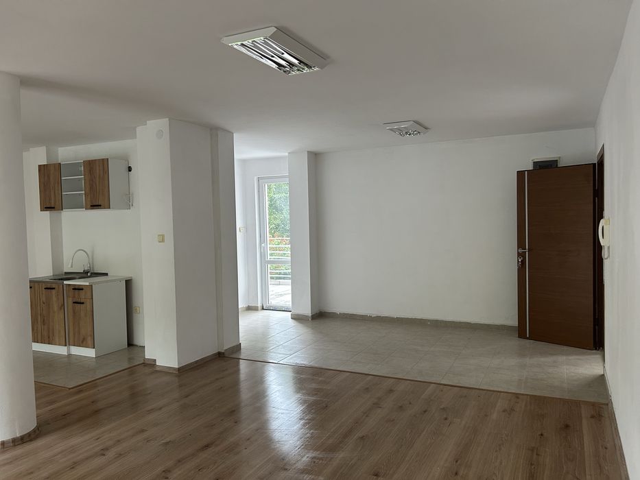 Дава се под наем Офис в Пловдив, Въстанически - 95 кв.м за 350 € - Снимка #6