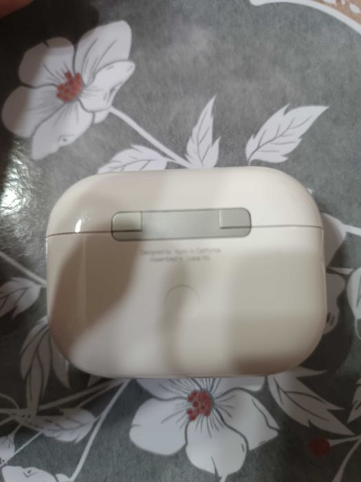 Airpods pro б/у в хорошем качестве