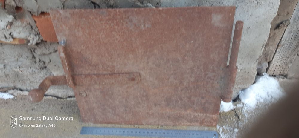 Дверца металлическая для печки