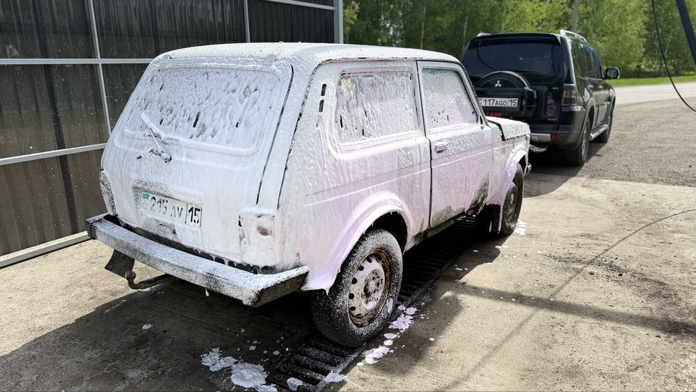 Продам ниву инжекторную