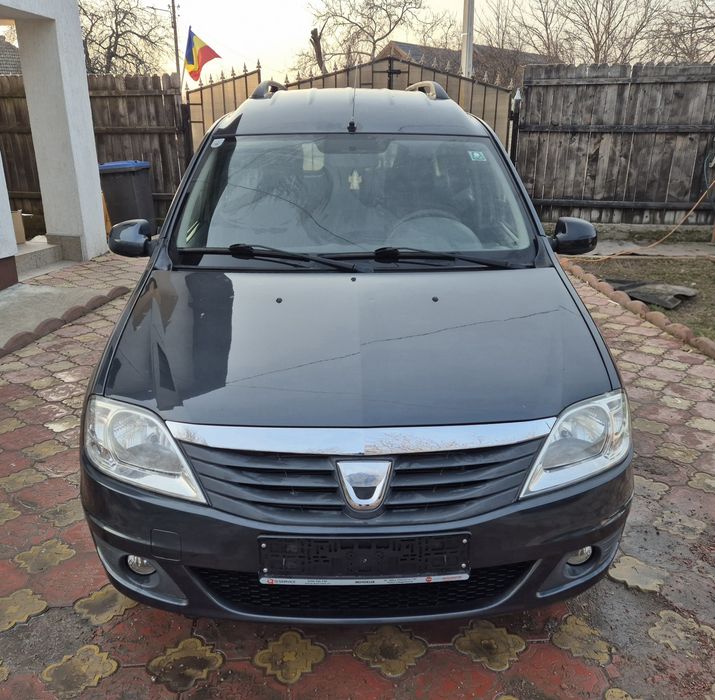 Dacia Logan MCV / Editie Black Line / 1.6 MPI / 12.2010 / 127.000 km