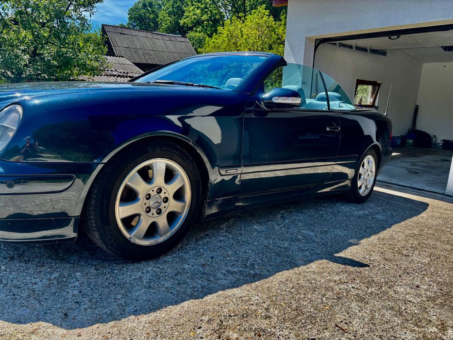 Vând Mercedez CLK cabrio