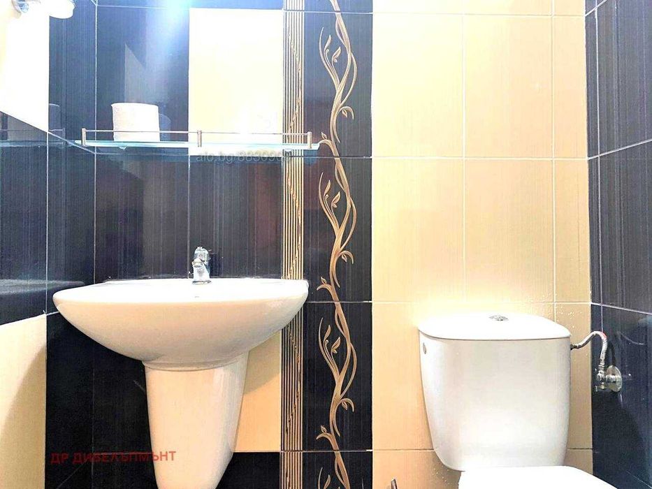 Дава се под наем Двустаен апартамент в к.к. Слънчев бряг - 46 кв.м за 254.49 € - Снимка #8