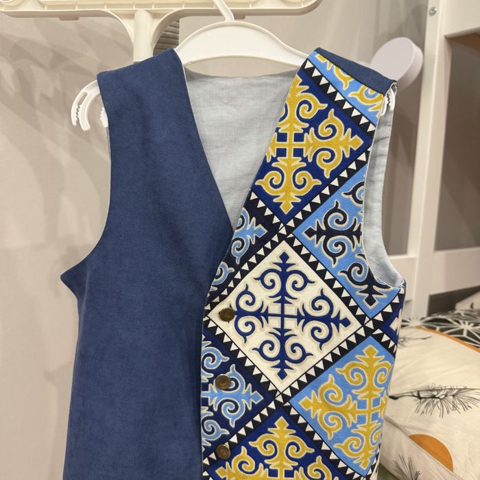 Национальная жилетка