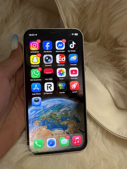 iPhone 12 128GB!
