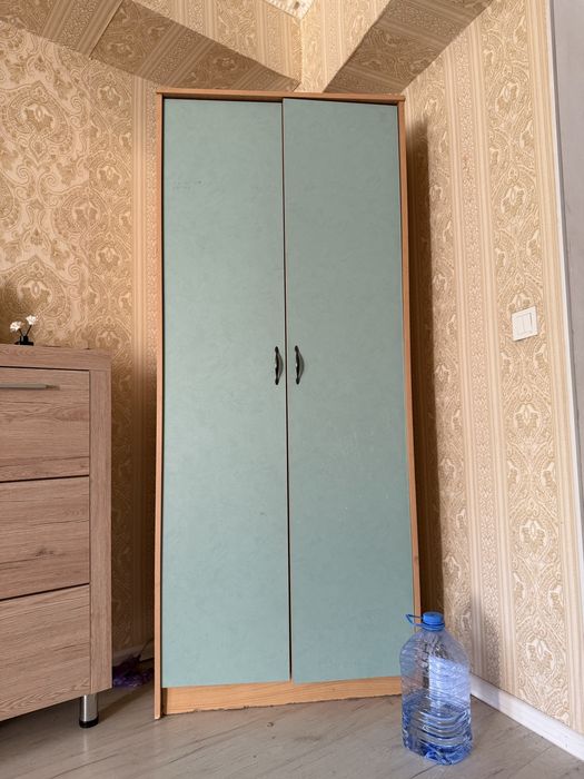 Продам шкаф для одежды