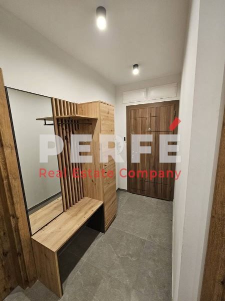 Дава се под наем Тристаен апартамент в Бургас, Меден рудник - зона А - 80 кв.м за 612 € - Снимка #5