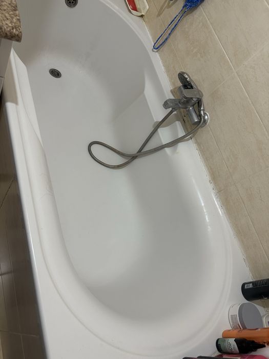 Ванна  с краном