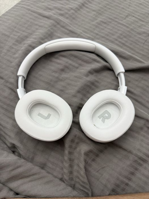 Продам jbl tune 720bt