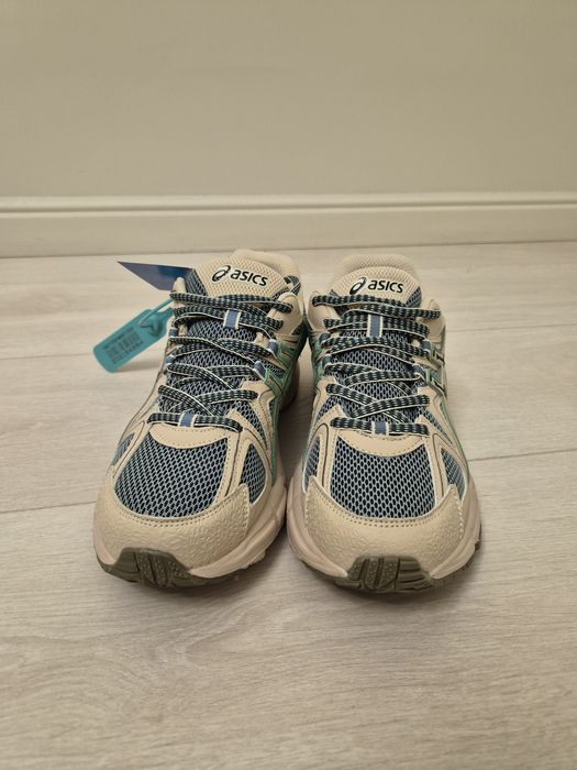 Кроссовки asics б/у