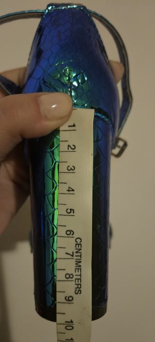 Sandale piele nepurtate 39 marimea