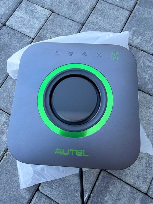 AUTEL MAXICHARGER COMPACT AC 22 kW - Statie de incarcare auto electrică monofazică - trifazică