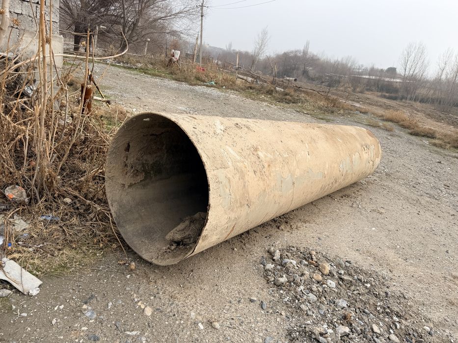 Temir truba sotiladi 4 metr taxminan kelib kurasiz gaplashamiz.