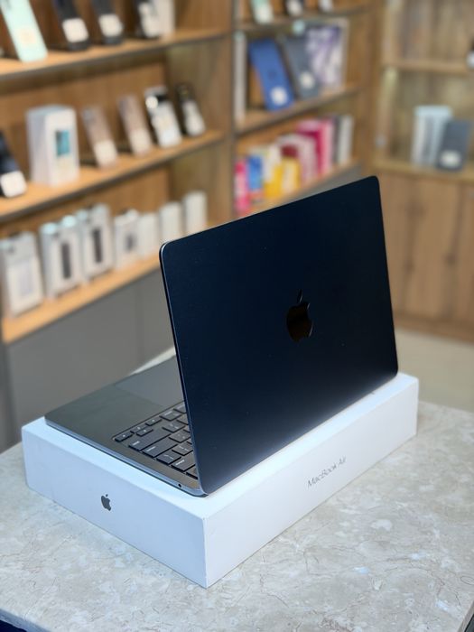 MacBook Air M2 256GB PhoneLab