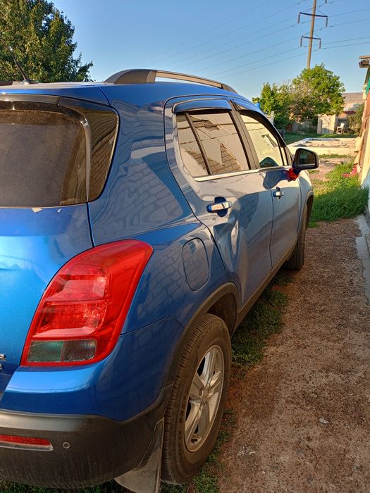 Шевролет треккер