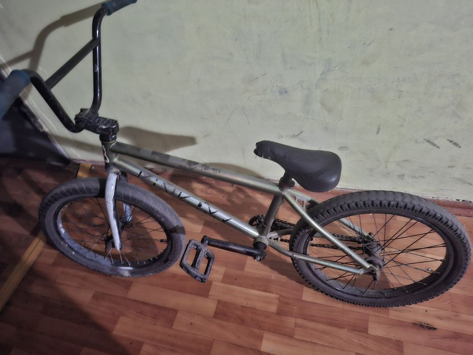 Продаю bmx уже не катаюсь