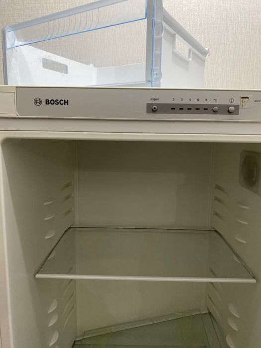 Срочно продам Бош ХОЛОДИЛЬНИК