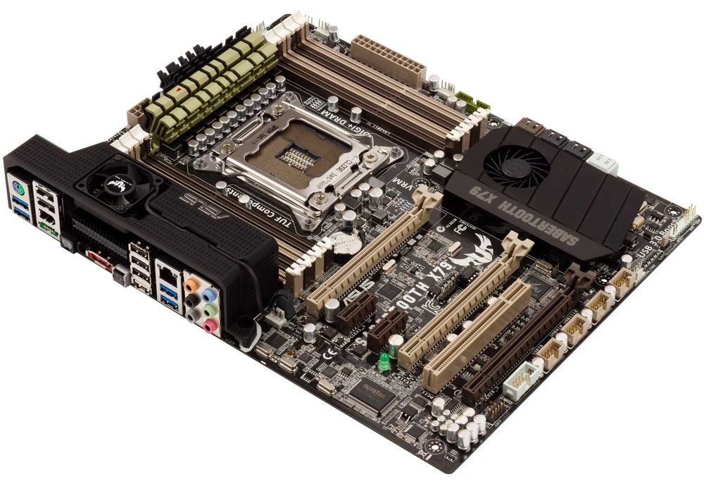 Дънна платка ASUS Sabertooth X79 2011 DDR3 OVERCLOCK