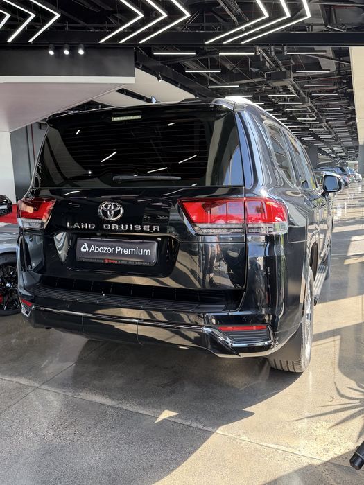 Toyota Land cruiser300