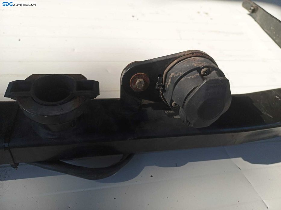 Carlig Remorcare Tractare cu Instalatie Electrica Fara Cui Volkswagen Tiguan 2008 - 2011 [L1482]