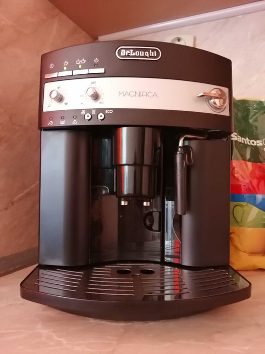 Кафемашина кафеавтомат Delonghi magnifica Esam 3200s