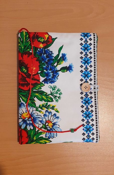 Текстилни калъфи/ подвързии за книги