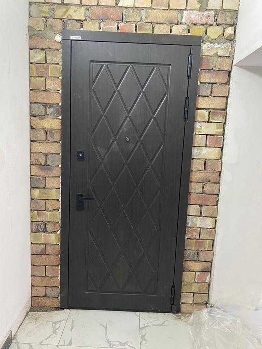 Продам входные двери,новые