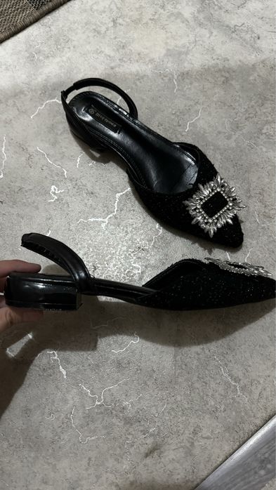 Продам туфли вечерние