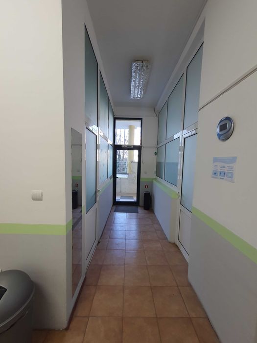 Давам офис под наем