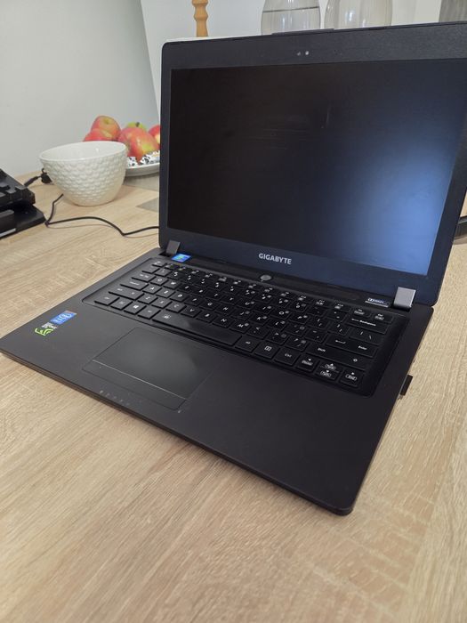 Laptop Gaming Gigabyte P34W v3 14"