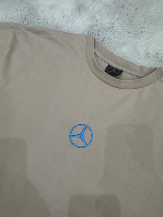 Мъжка тениска MERCEDES BENZ . Размер L