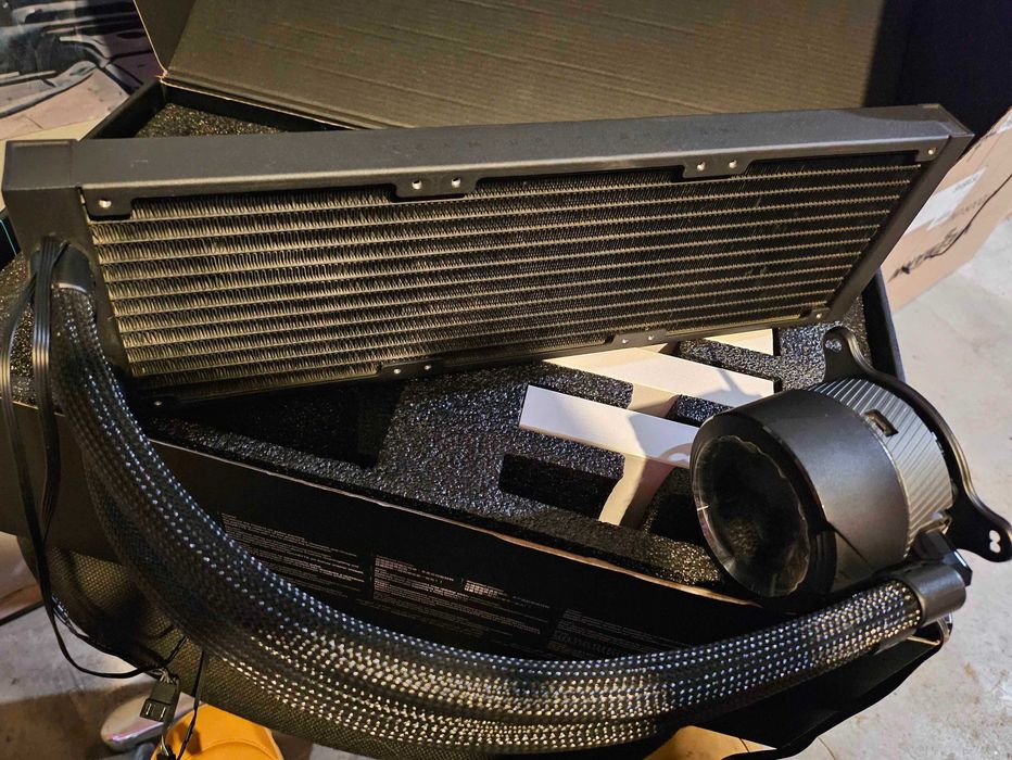 Водно охлаждане aorus waterforce x 360 ARGB