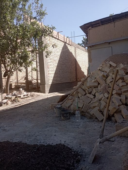 Нолдан уй қурамиз том ёпамиз