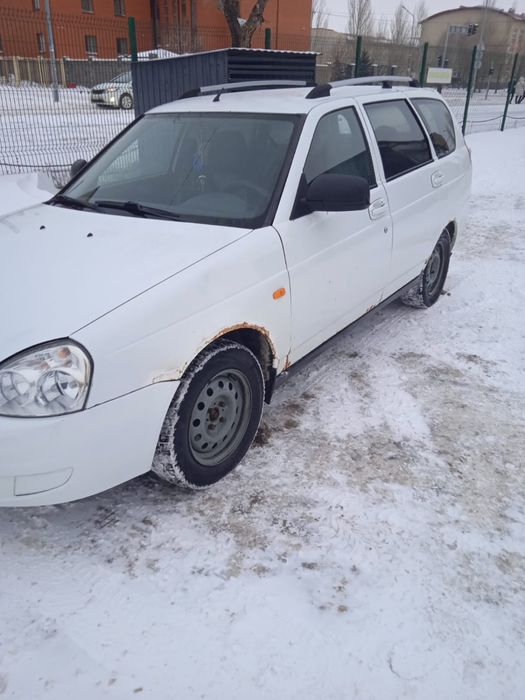 Продам машину Лада приора универсал