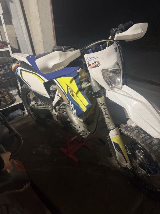 Продавам Husqvarna TE 300 2016