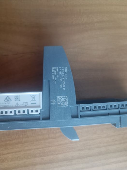 Siemens X005EEC 6GK5005-0BA10-1CA3 NOU Industrial Ethernet
Switch Indu
