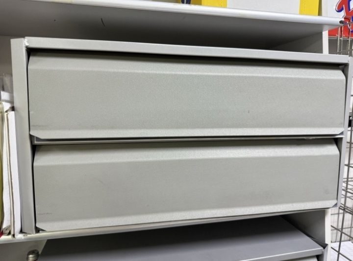 Продам полки под сигареты