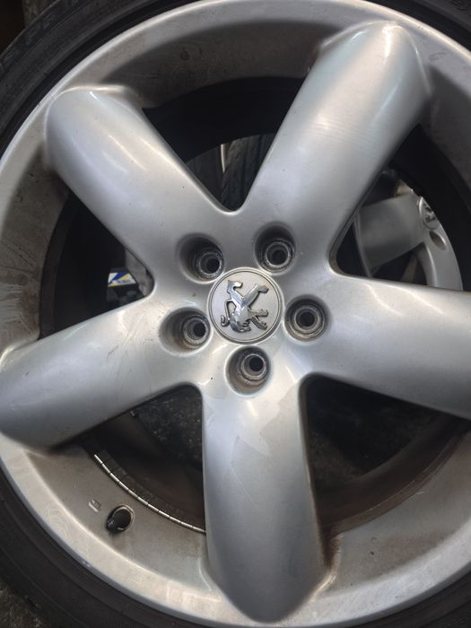 Джанти с гуми  235/45/18 94V