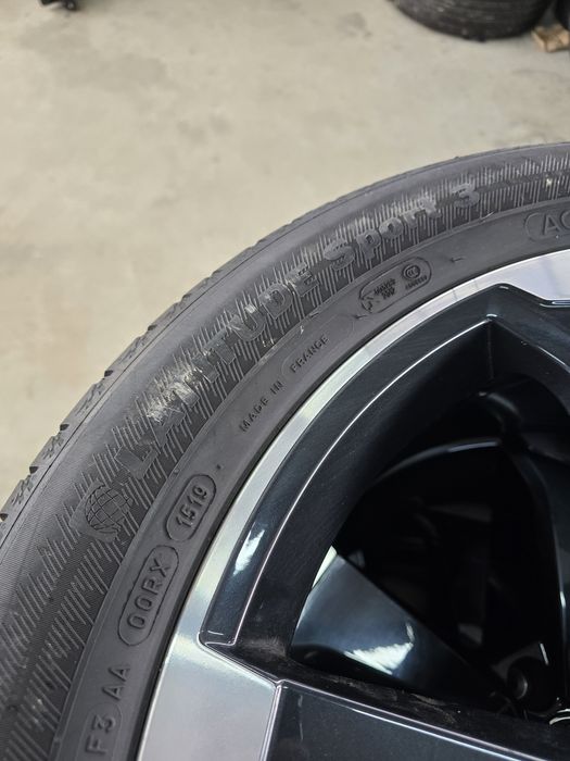 4 Броя 255/45/20 Michelin 7mm