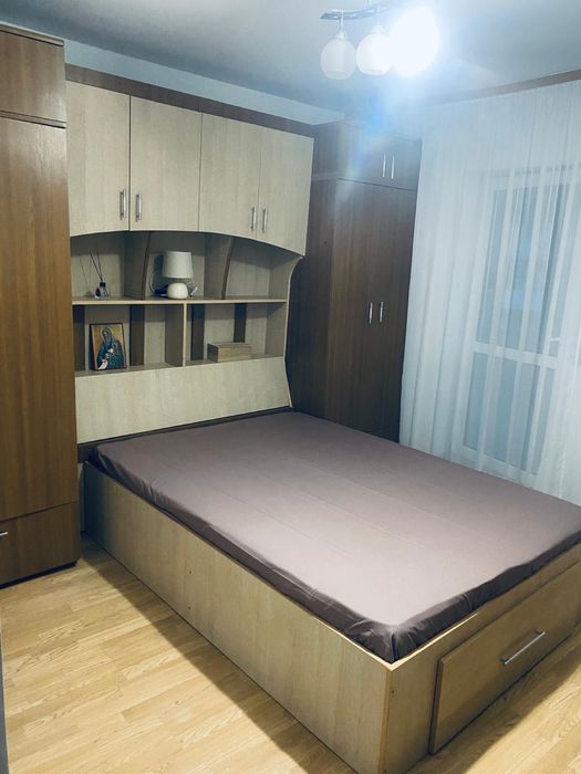 apartament de inchiriat